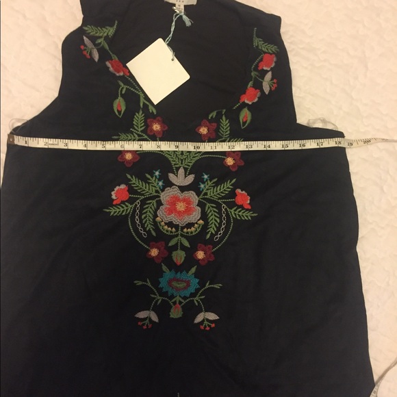 Embroidered Dress - Picture 5 of 7